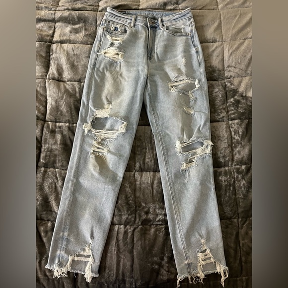 American Eagle highest rise mom jean - Picture 1 of 9